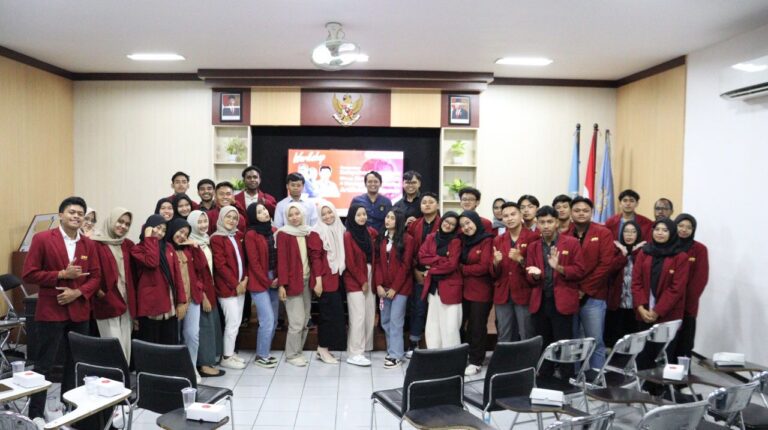 Upgrading HIMAP UMM dengan Pembina KOMAP UMY