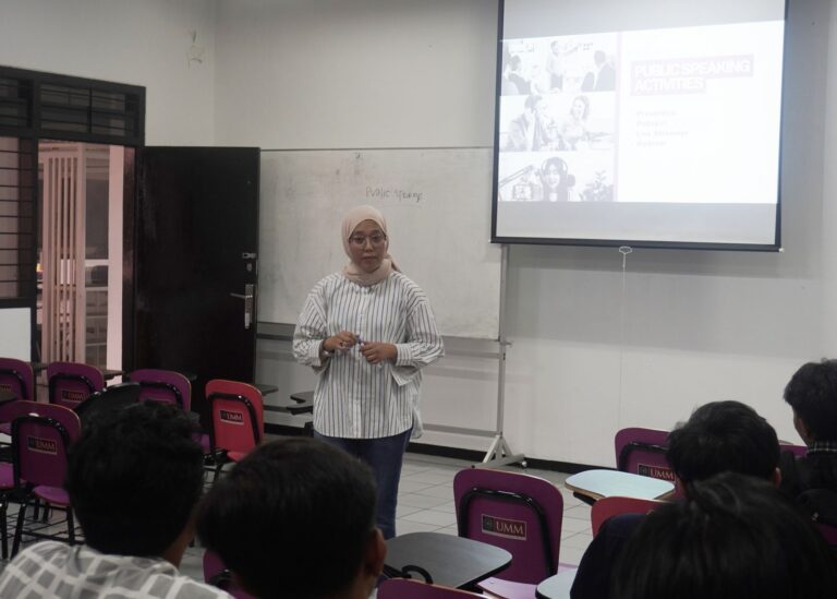 Bekali Public Speaking Mahasiswa, Prodi IP Gelar Kelas Khusus Public Speaking