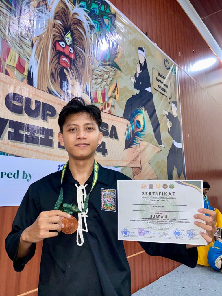 Membanggakan Mahasiswa Prodi IP Juara III Pencak Silat Nasional