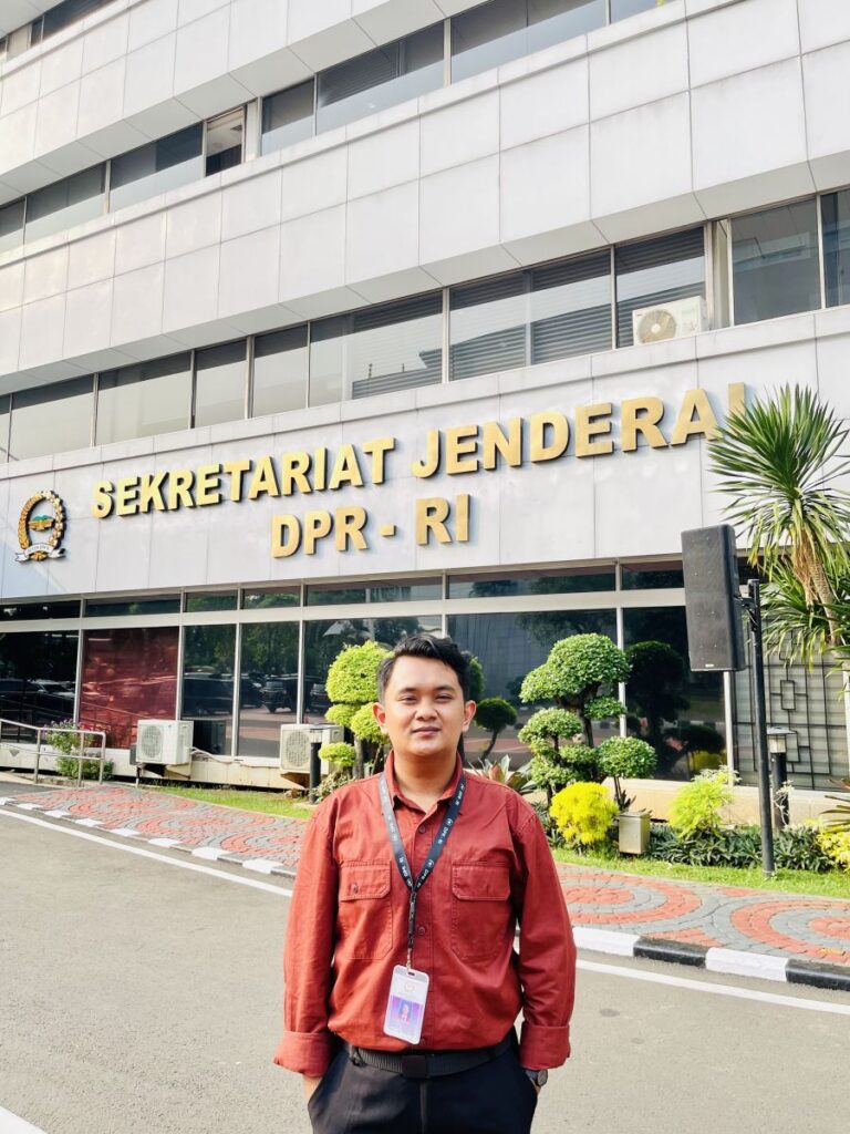 Pelajari Fungsi Lembaga Legislatif, Mahasiswa IP UMM Magang di DPR RI