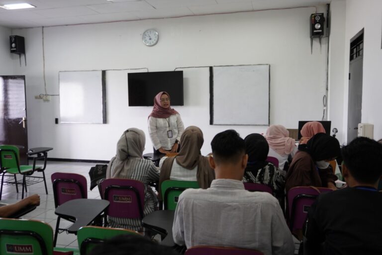 Pembelajaran Kelas Center Of Excellent Prodi IP UMM Menghadirkan Praktisi Desa