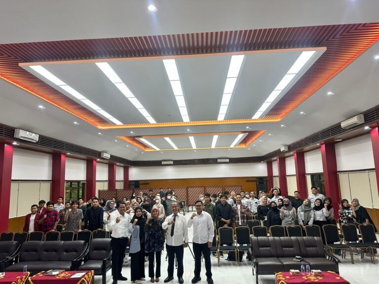 Prodi IP Gelar Kuliah Tamu Pembangunan Pemuda Indonesia Emas