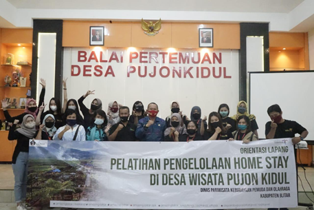 Mahasiswa IP Mengikuti Pelatihan Pengelolaan Home Stay Di Desa Wisata Pujon Kidul
