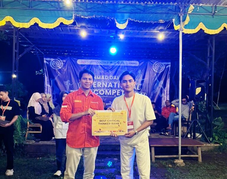 Sabet Tiga Penghargaan Sekaligus! Mahendra Dwi Febrian Tunjukkan Kualitas Mahasiswa IP UMM di PTMA 2025