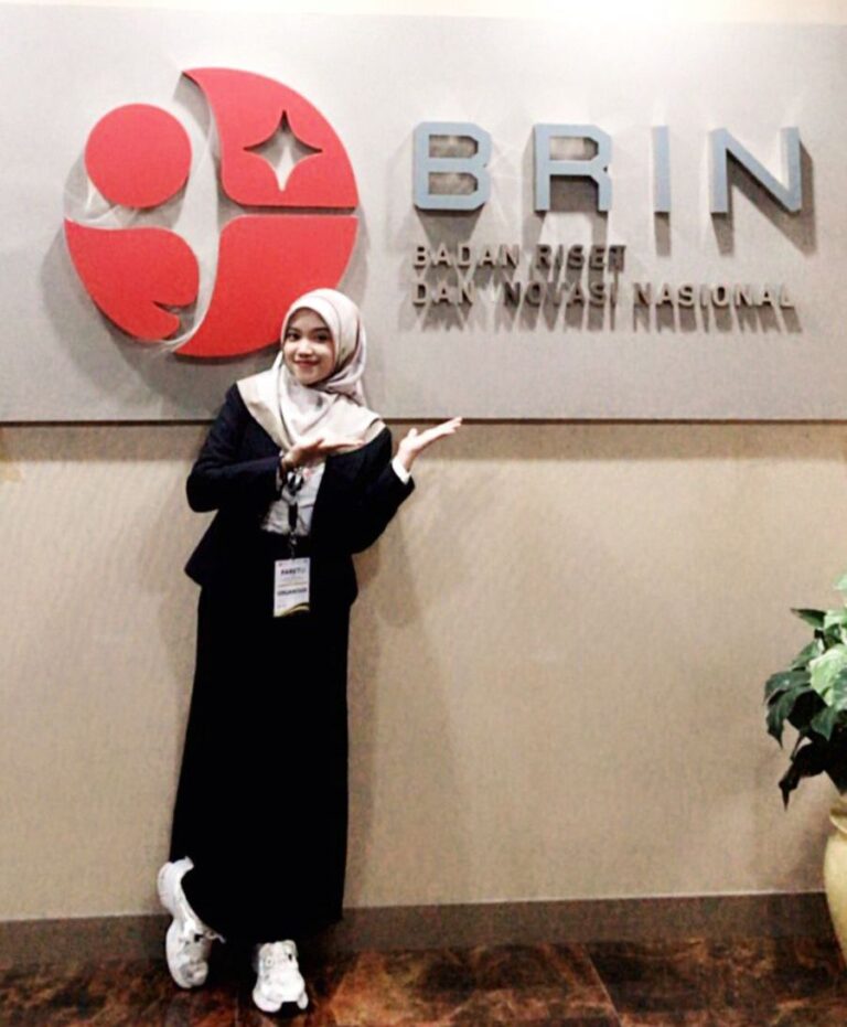 Mahasiswa Ilmu Pemerintahan UMM, Koesdwihapsari Lathiifah Ayunda Putri, Perkuat Riset Kebijakan Publik di BRIN