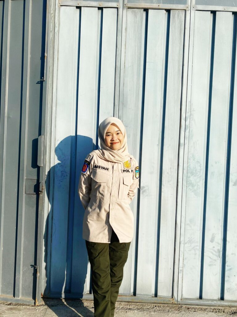 Kabar Alumni: Jejak Pengabdian Aisyah Firanti Setyaningrum di Satpol PP Kabupaten Kediri