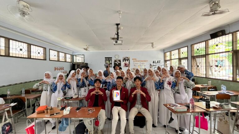 Mengenalkan Pemerintahan Secara Substantif: Mahasiswa Ilmu Pemerintahan UMM Ajak Siswa SMAN 1 Bangil Berdiskusi Isu Publik