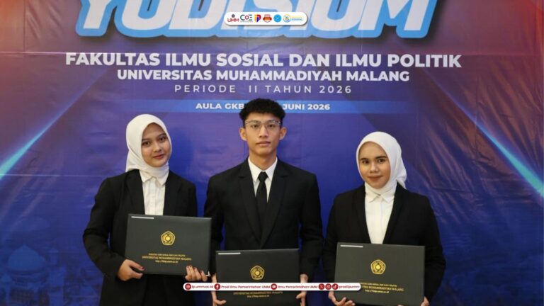 Kerja Keras Berbuah Manis : Tiga Mahasiswa Raih Predikat Lulusan Terbaik Prodi Ilmu Pemerintahan UMM pada Yudisium FISIP Periode II 2026